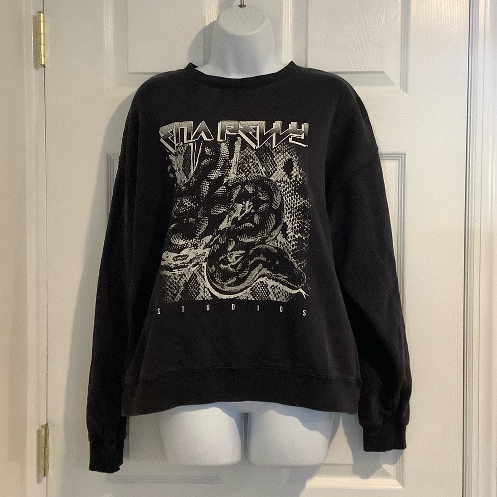 ENA PELLY Womens 100% Cotton Black Graphic Snake Grunge Stonewashed Sweatshirt 6
